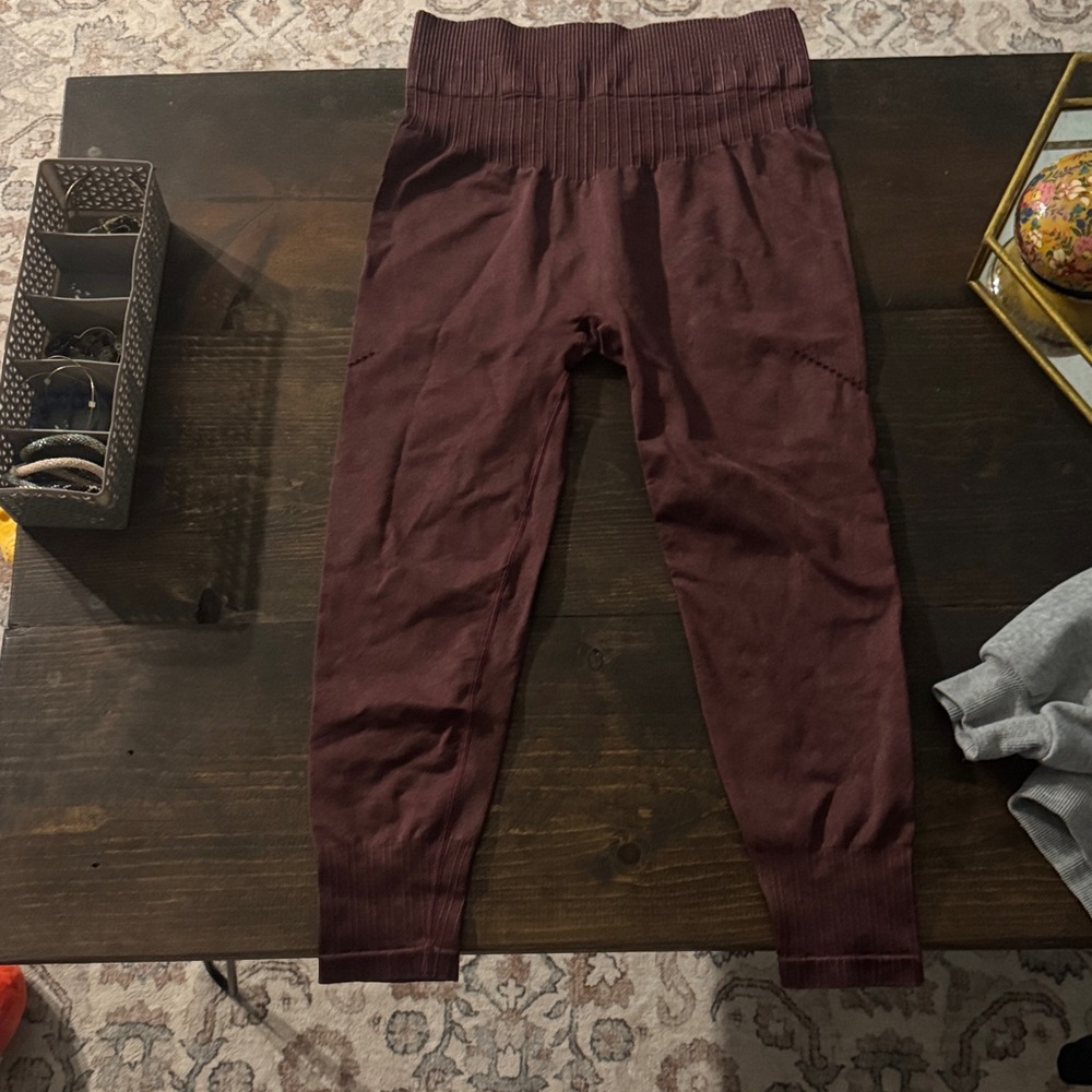 Workout Maroon Leggings for Women